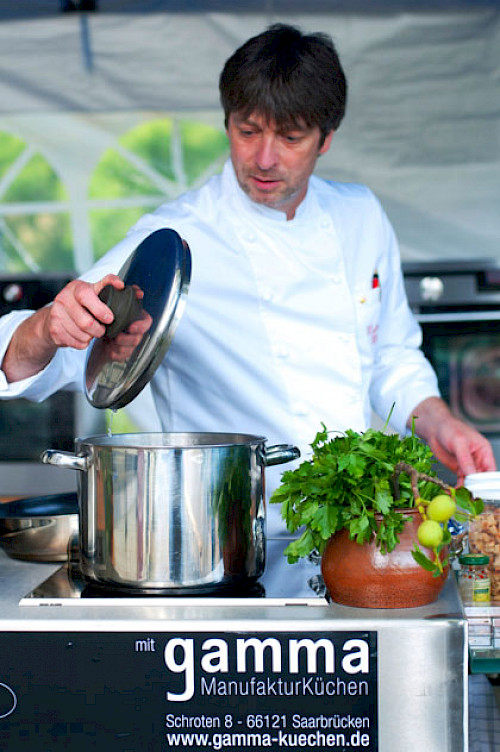 Walnuss-Suppe. Ein Rezept mit leckeren Produkten der Bliesgau Ölmühle.